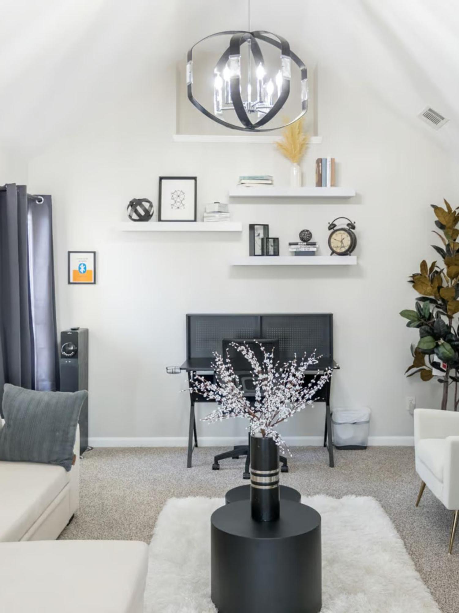 Montecito Apartment Rom